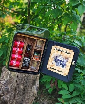 Kanister, minibar, barová skrinka