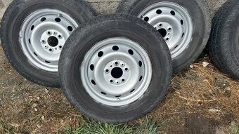 Citroen Jumper 215/70 R15C komplety