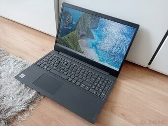 predám Lenovo V15-IIL / Intel core i5 / 20gb ram / WIN 11