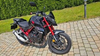 Honda CB750 Hornet