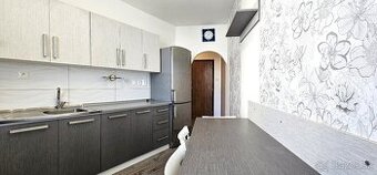 PNORF – kompl. zariadený 2i byt, 51 m2, šatník, Hollého ul.