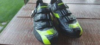 Predám MTBtretry DIADORA X-TRAIL 2