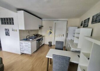 Prenájom pekný 2 izbový, Špitálska ulica, Bratislava I. Star