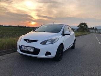 Mazda 2 1,3benzin , 5dver. r.v.2008