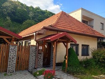 Rodinný dom vedľa hlavnej cesty - DOHODA MOŽNÁ