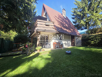 Na predaj: štýlovo zrekonštruovaná rekreačná chata v top lok