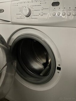 Aromatické práčka Whirlpool