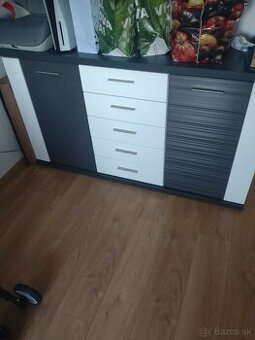 Predám zostavu Manhattan