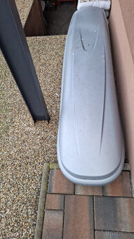 Strešný box na auto – zánovný, zamykateľný