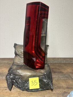 Ľavé zadné svetlo pre Mercedes Sprinter 2018-2025