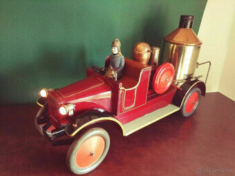 Vzácna pevná plechová hračka hasičského auta GBN BING z 20.