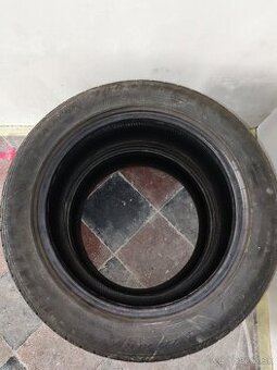 Predám  dve zimné pneumatiky Matador225 50 r17