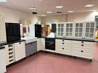 Kuchyňská linka IKEA BODBYN provance