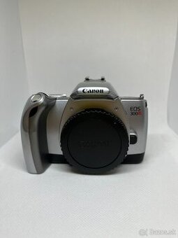 Canon EOS 300V - veľmi pekný stav
