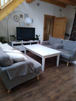 Predam konferenčny stol