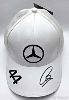 Lewis Hamilton týmová čepice Mercedes F1 orig. autogram