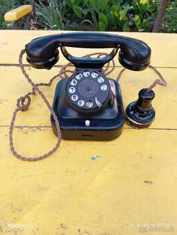 Starý telefón Elektrotechna