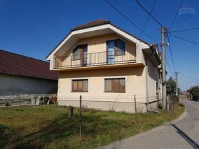 Na predaj 6 izbový rodinný dom s pozemkom  440 m2, Gabčíkovo
