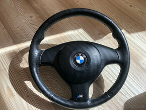 BMW volant M3 ,e46 - 1
