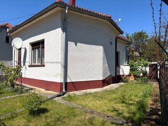 Na predaj tehlový rodinný dom v lokalite Za tromi mostami