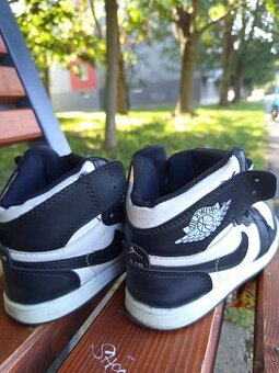 NIKE JORDAN - 1