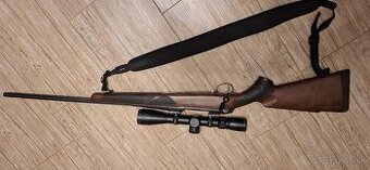 Sako 85 Syntetic black 270win s montážou Leupold QR