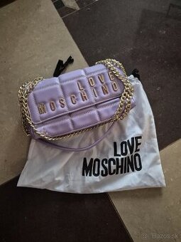 Nádherná kabelka love moschino