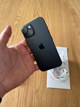 iPhone 15 128 gb Black v záruke + príslušenstvo - 1