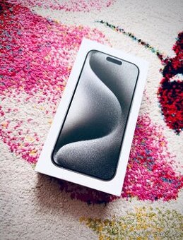Predám Apple IPhone 15 PRO 256GB White Titanium Stav Nového