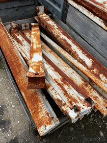 Diely na paletove regalove systemy.