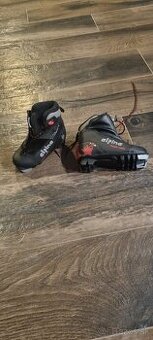 Topánky na bežky Alpina - rezervácia