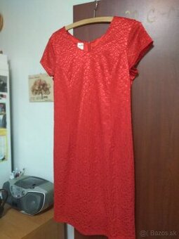 Damske červene šaty velkost 40