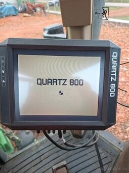 Navigácia gps quarrtz 800