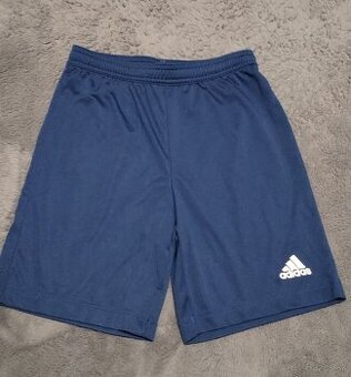 Chlapčenské športové šortky na futbal Adidas č.152