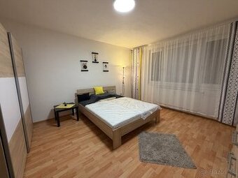 Na prenájom útulný 1-izbový byt – Konopná ulica, Levice