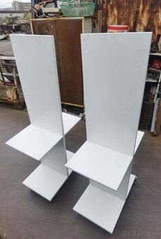 Policový regál kovový s kolieskami