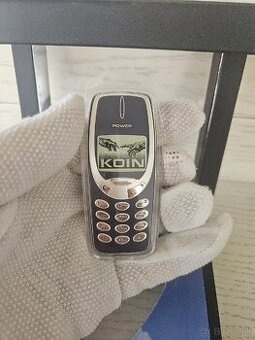 Strieborny telefon Nokia 3310