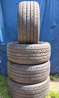 Ponúkam 2 letné pneumatiky Pirelli PZero 245/45 R18
