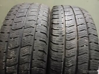 Predam 2× pneumatiky barum 215/65/15 C