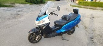 Suzuki burgman an 400