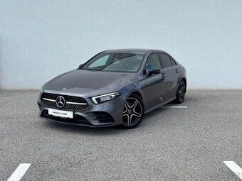 Mercedes-Benz A 200 2022 AMG Mountain Grey
