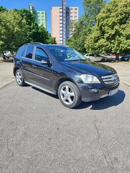 Mercedes-Benz ML 164