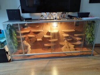 Predám terarium