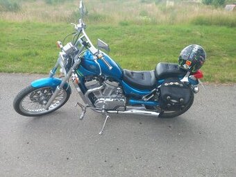 Suzuki intruder VS 600