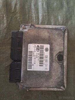 Riadiaca jednotka ŠKODA FABIA 1.4 16V 036906034KE IAW4TV.KE