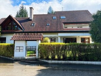 Trojposchodový, veľkorysý objekt na bývanie, vhodný na obcho