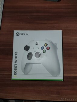 Xbox ovládač - 1