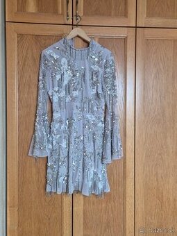 predm spolocenske saty