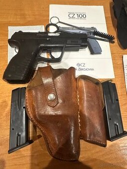 PIŠTOĽ CZ100 - 1