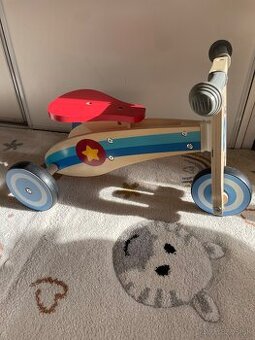 Drevené odrážadlo